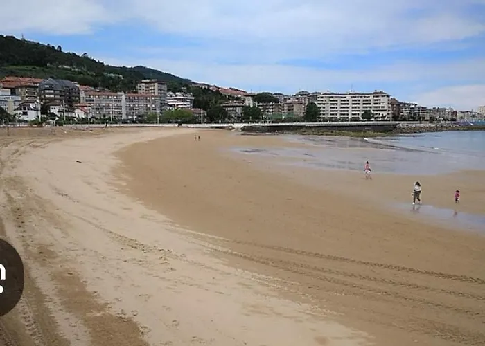 Con Garaje Y Piscina ,cerca Playa * Castro Urdiales
